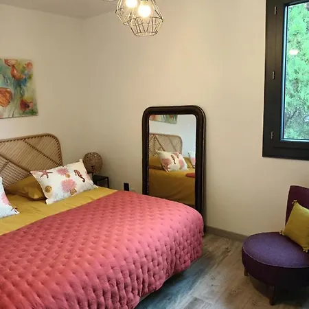 Maison Depale 3* Serignan